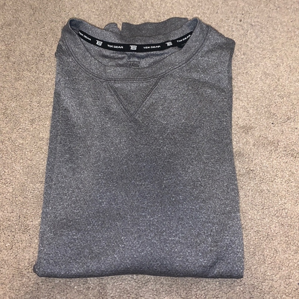 *TEK GEAR* Long Sleeve Heat Gear Shirt